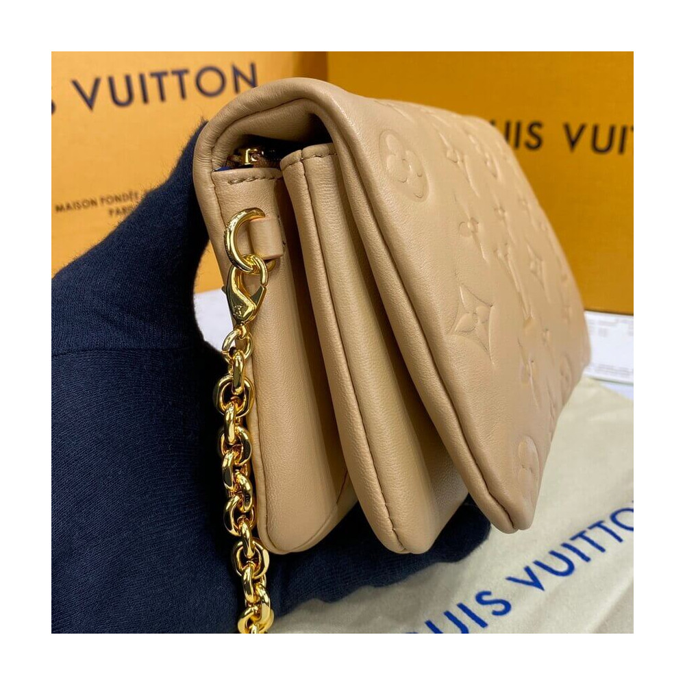 Louis Vuitton Pochette Coussin M80818 Camel Brown