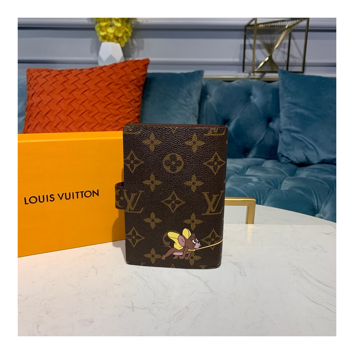 Louis Vuitton Tom and Jerry Print Small Ring Agenda Cover R20005