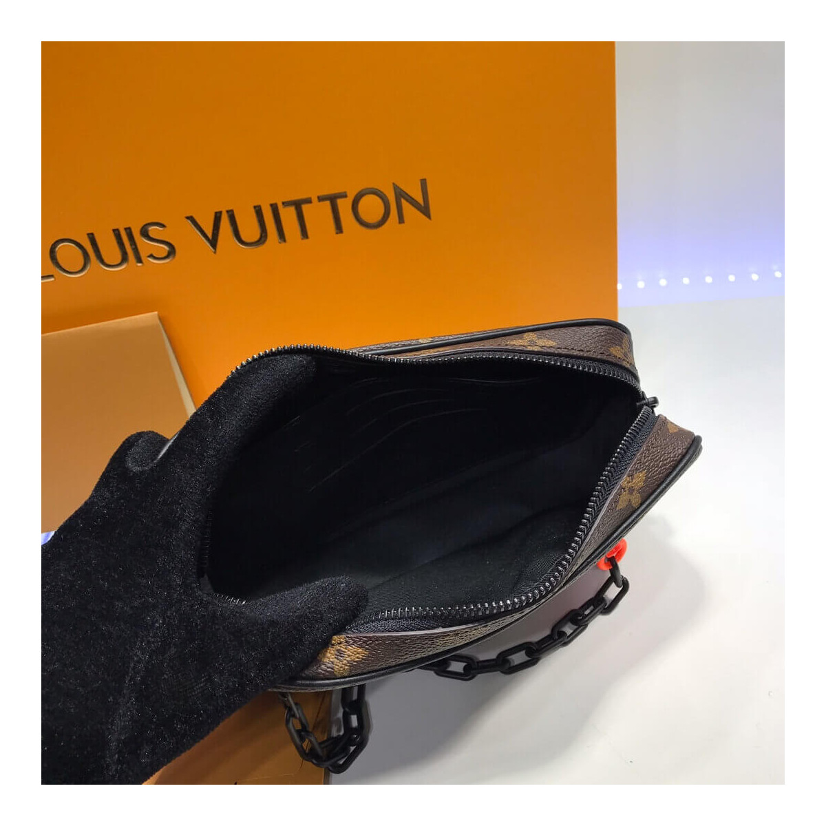 Louis Vuitton Monogram Virgil Abloh Clutch M44458