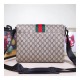 Gucci GG Supreme Messenger 475432