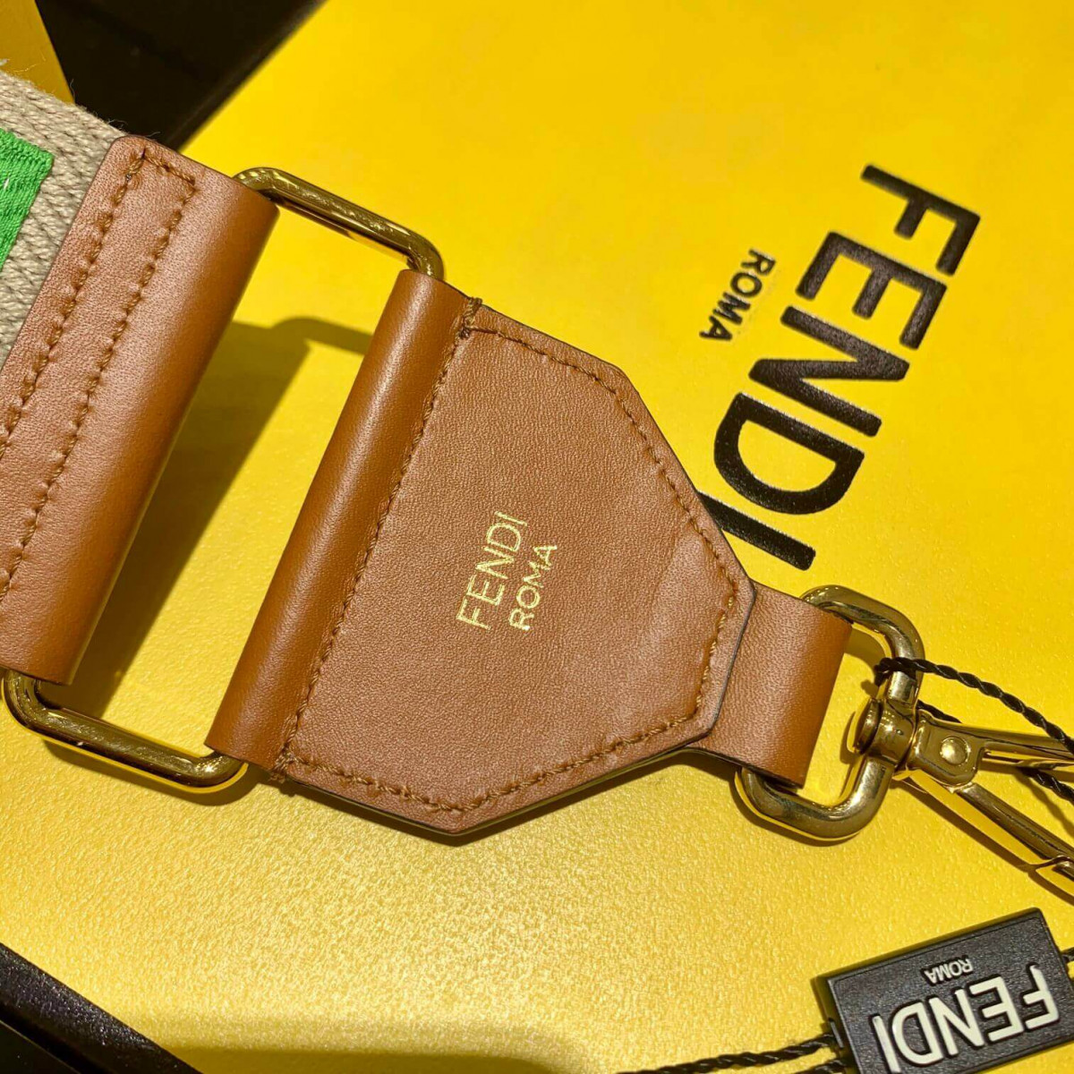 Fendi Shoulder Strap in Beige Canvas 8AV132