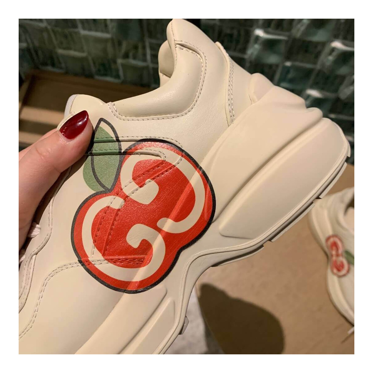 Gucci Rhyton GG Apple Sneaker 609343