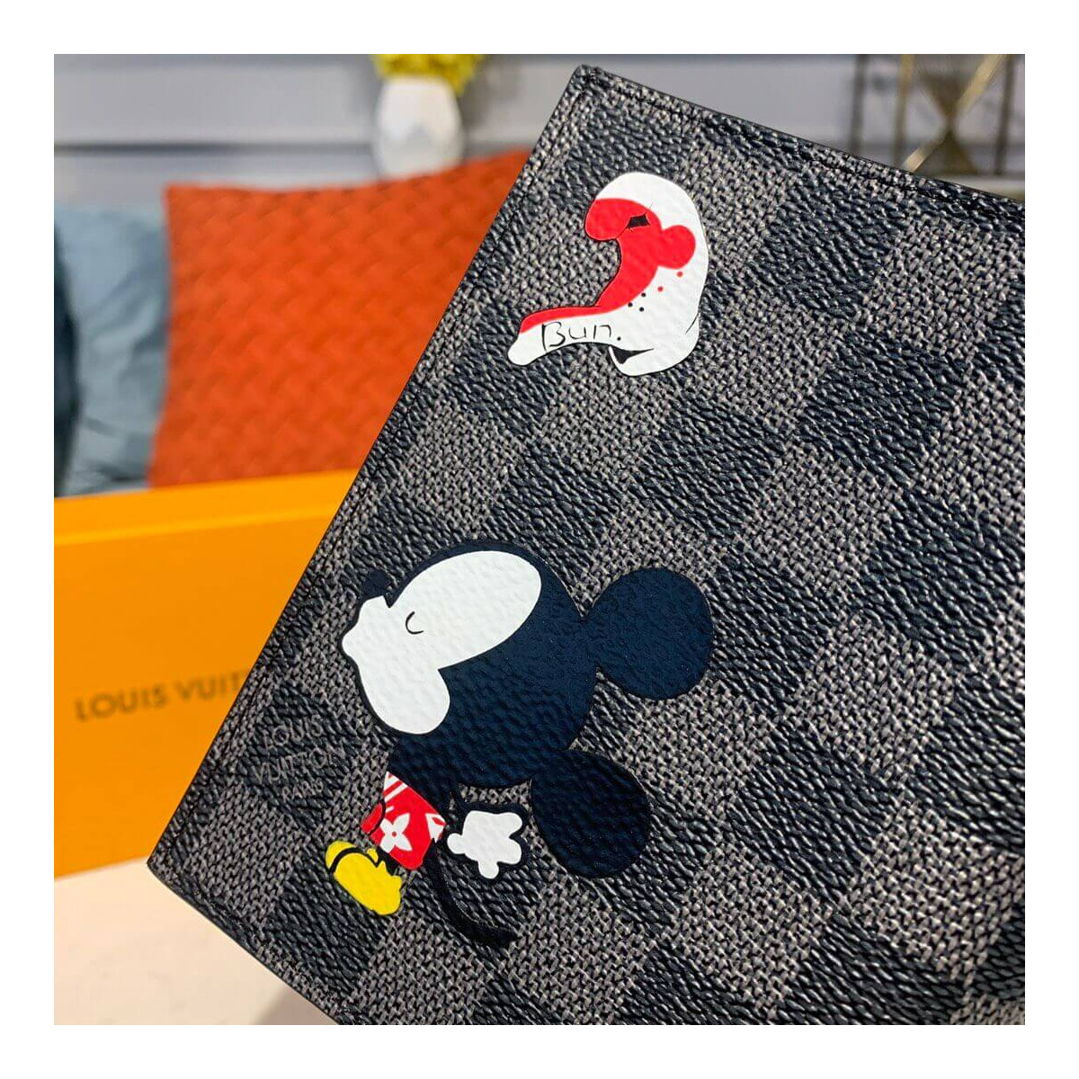 Louis Vuitton Damier Graphite Mickey Print Passport Cover N64411