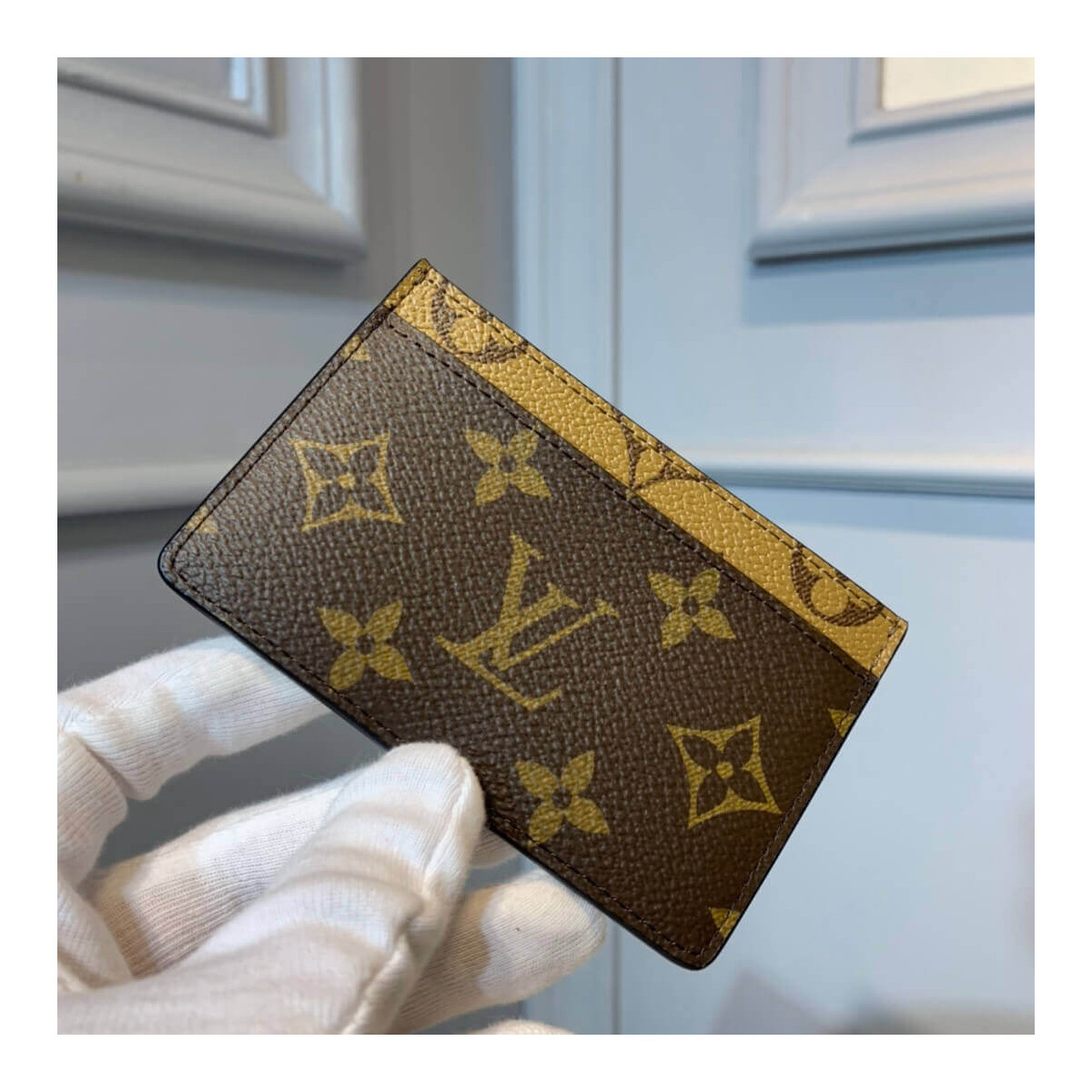 Louis Vuitton Card Holder M69161