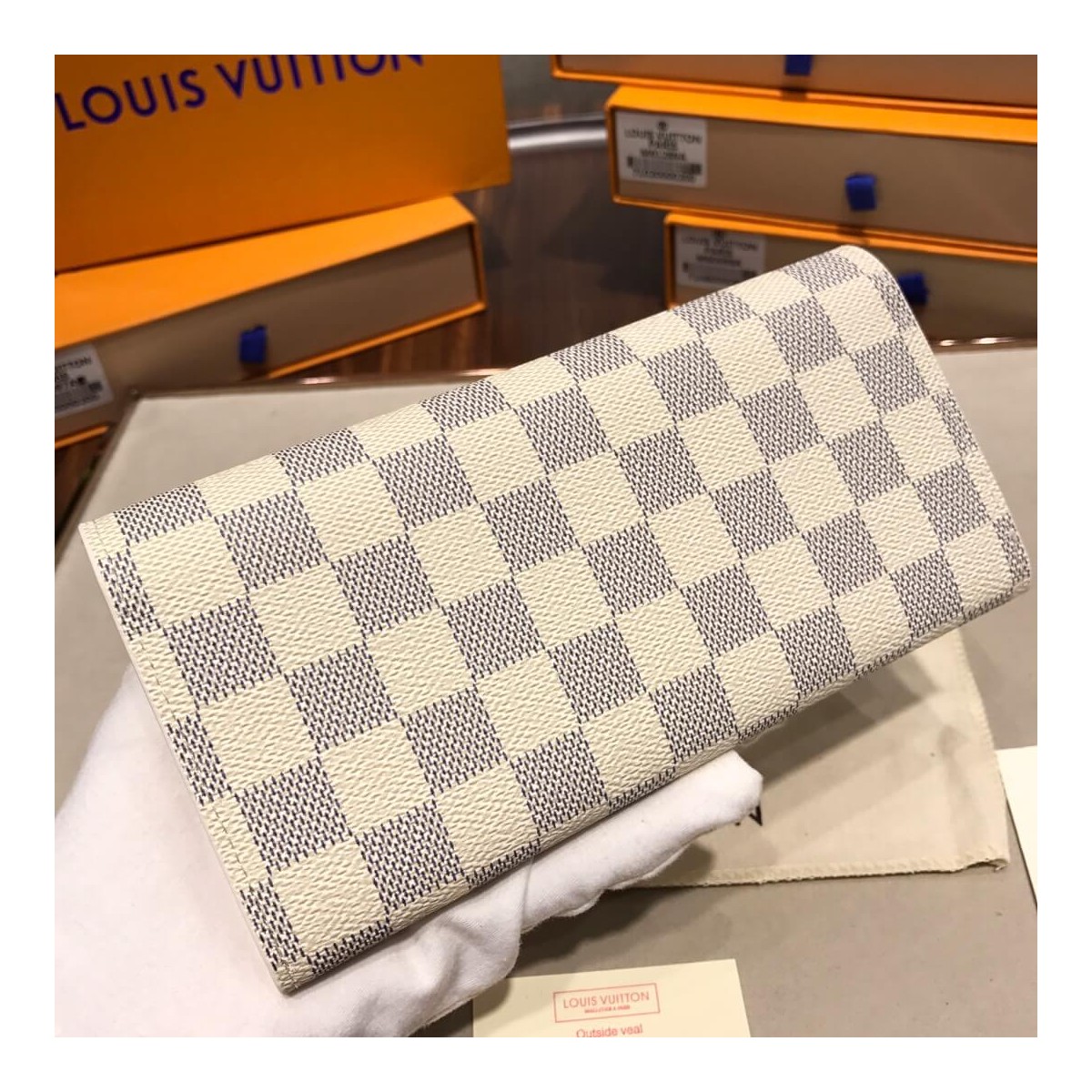 Louis Vuitton Damier Azur Canvas Emilie Wallet N41625