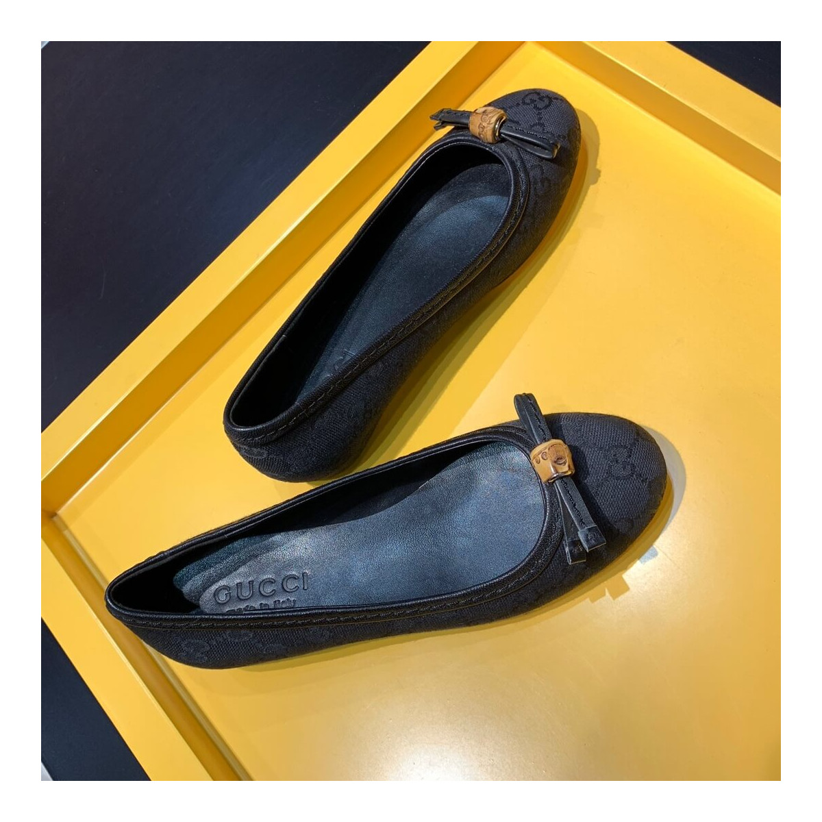 Gucci Canvas Ballerinas 423167 Black