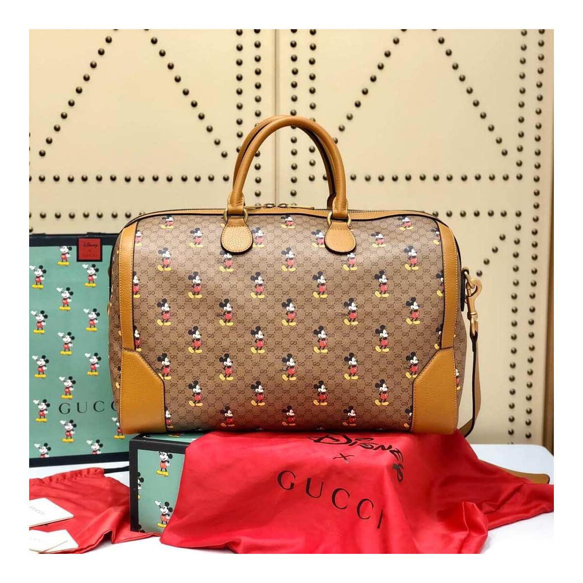 Disney x Gucci Medium Carry-On Duffle 547953