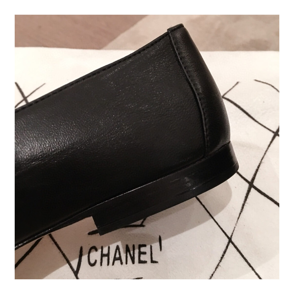 Chanel Chain Logo Lambskin Leather Loafers G403471