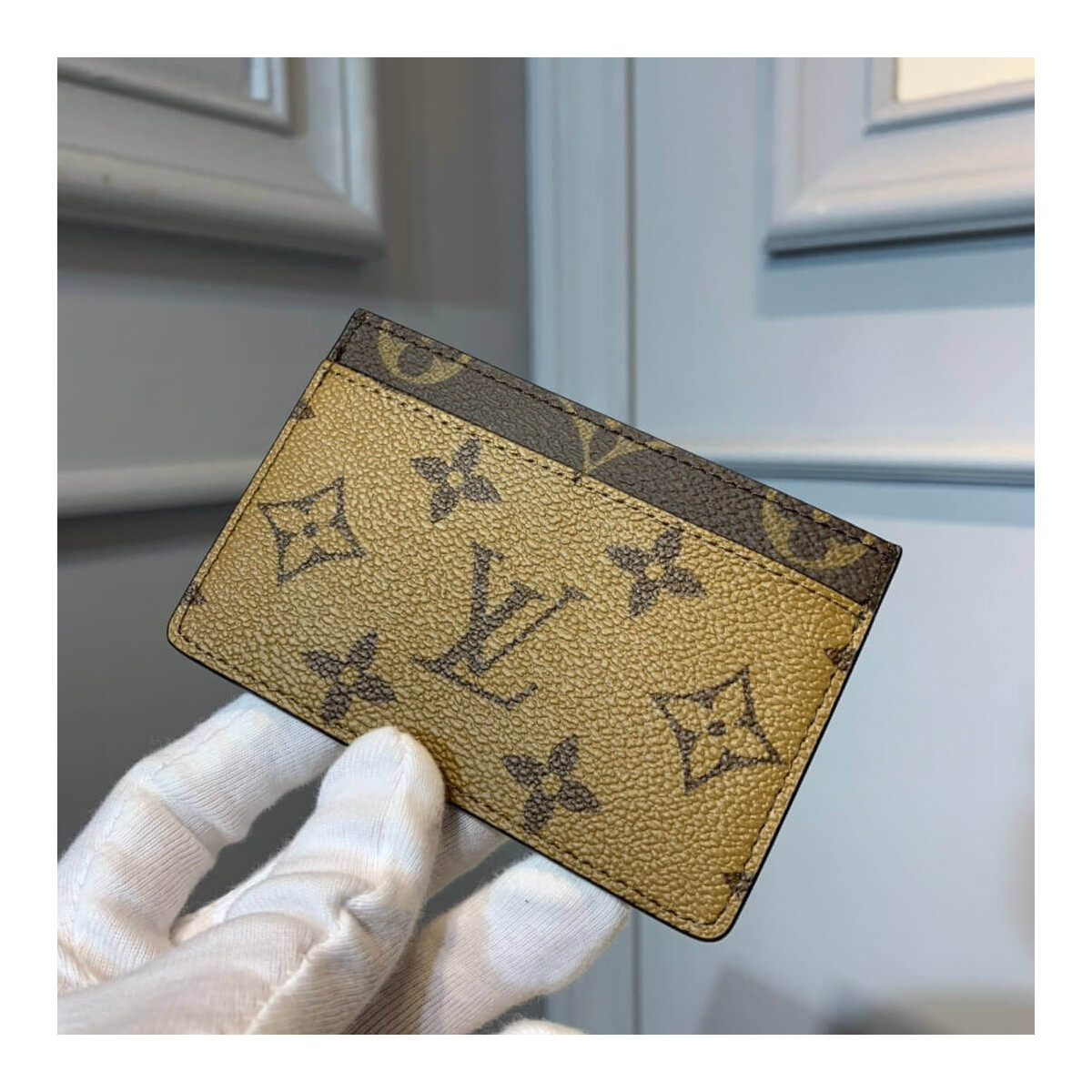 Louis Vuitton Card Holder M69161