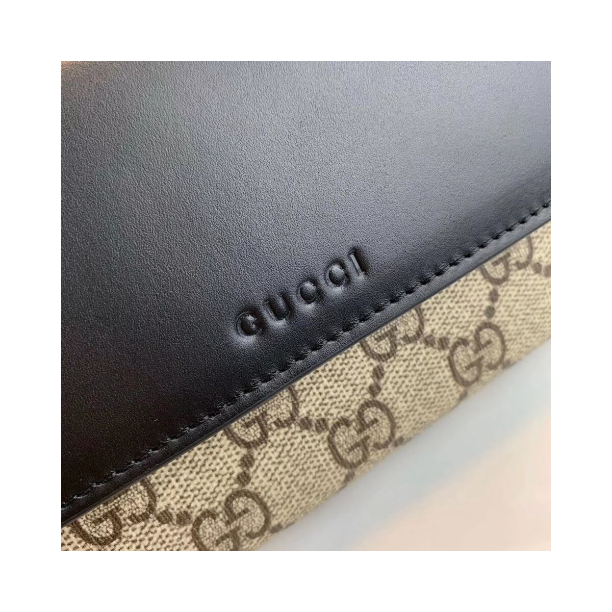 Gucci GG Supreme Continental Wallet 410100