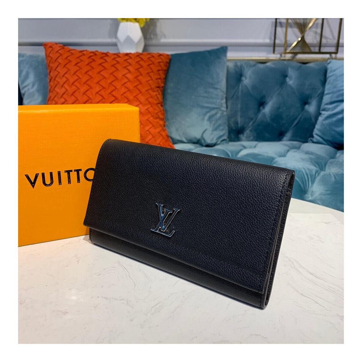 Louis Vuitton Lockme II Wallet M62350