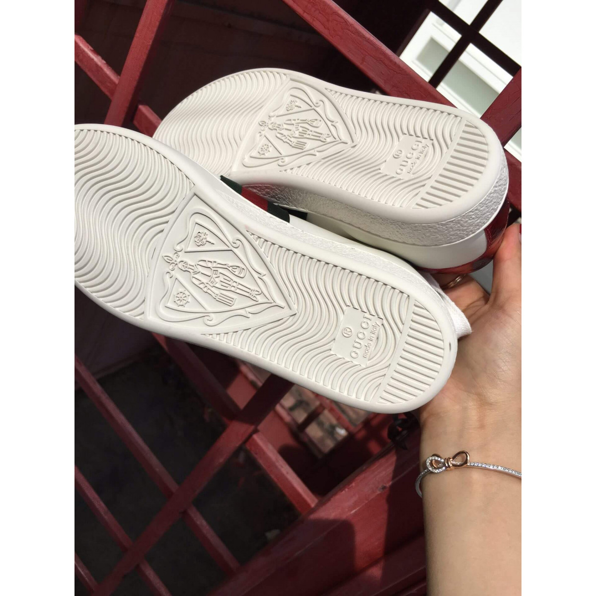 Gucci Ace Heart Embroidered Sneaker 435638