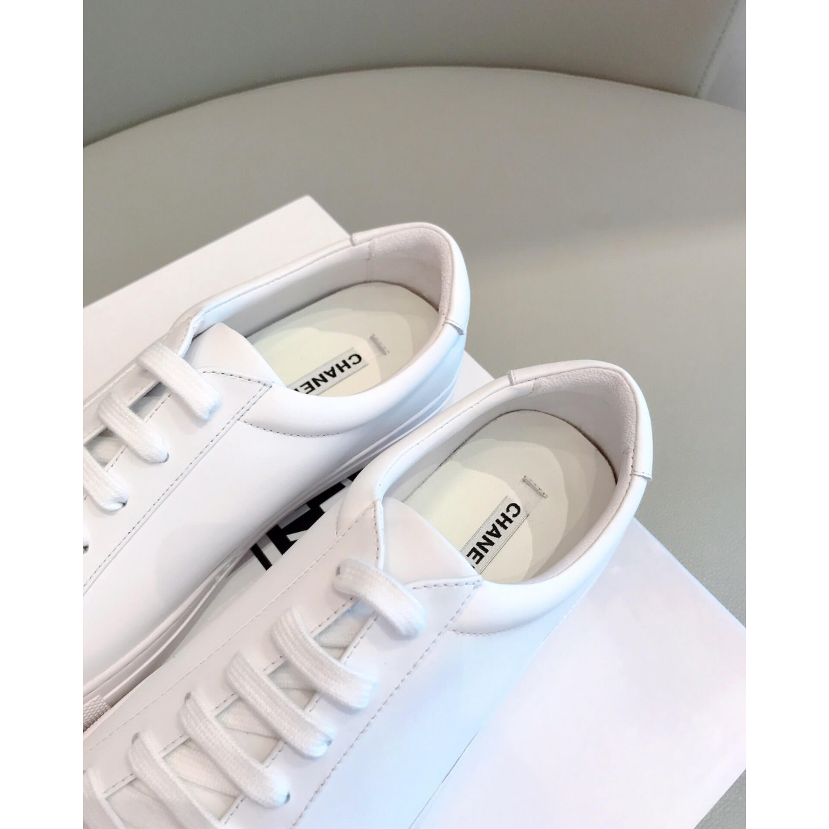 Chanel 2020ss Vintage Sneakers Embroidered White Logo