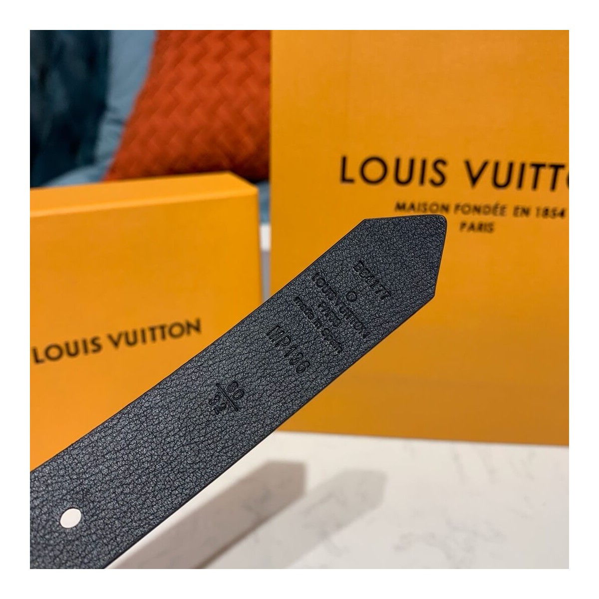 Louis Vuitton Dauphine 25mm Reversible Belt MP136U