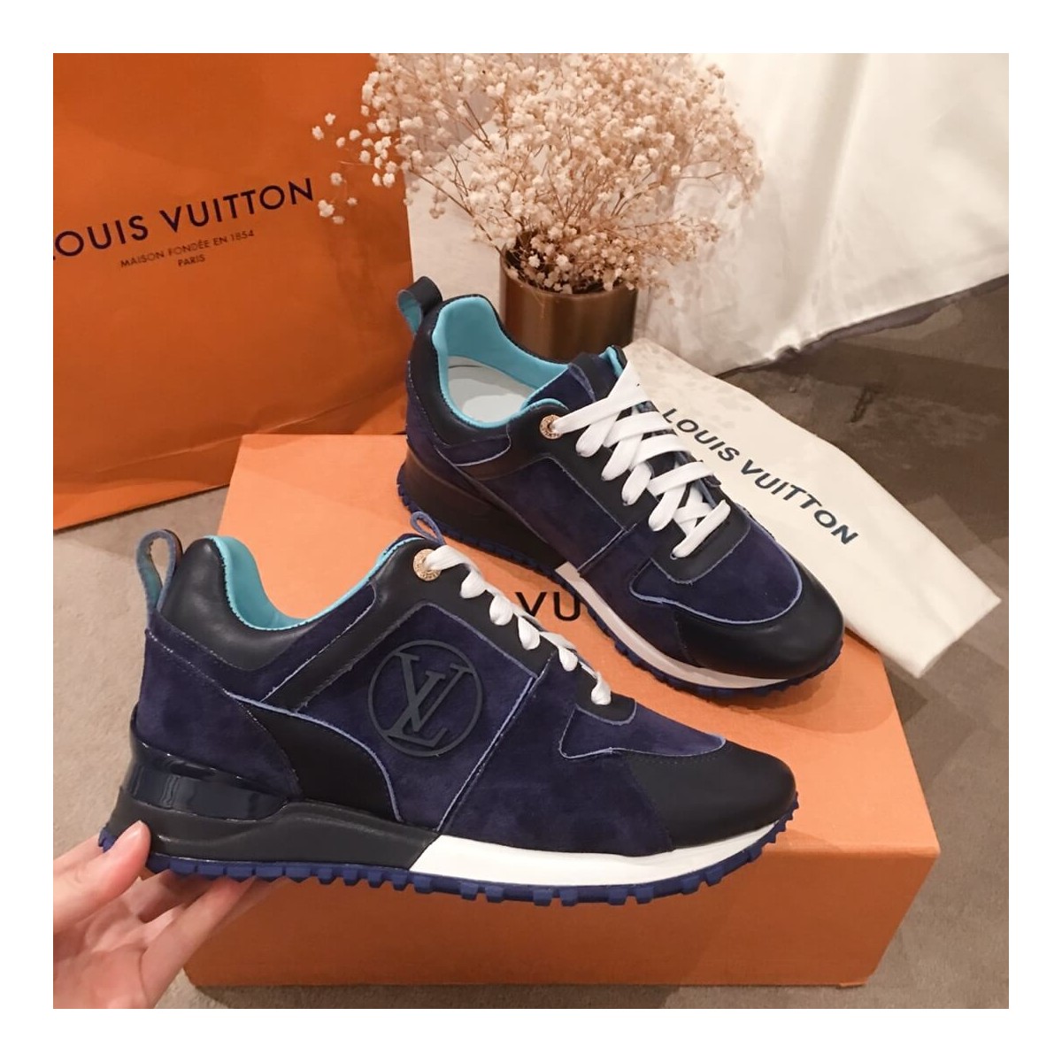 Louis Vuitton Suede Run Away Sneaker 1A5C2G