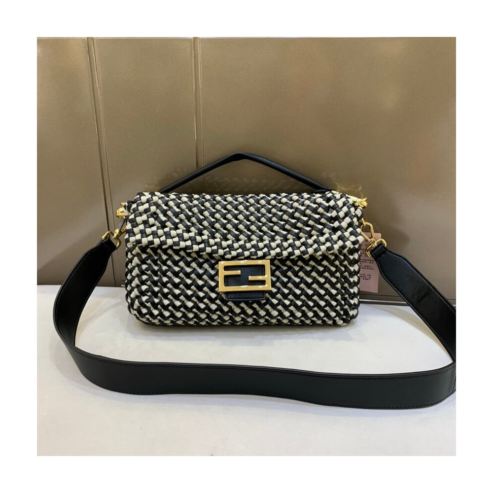 Fendi Baguette in Black Leather and White Fabric 2032