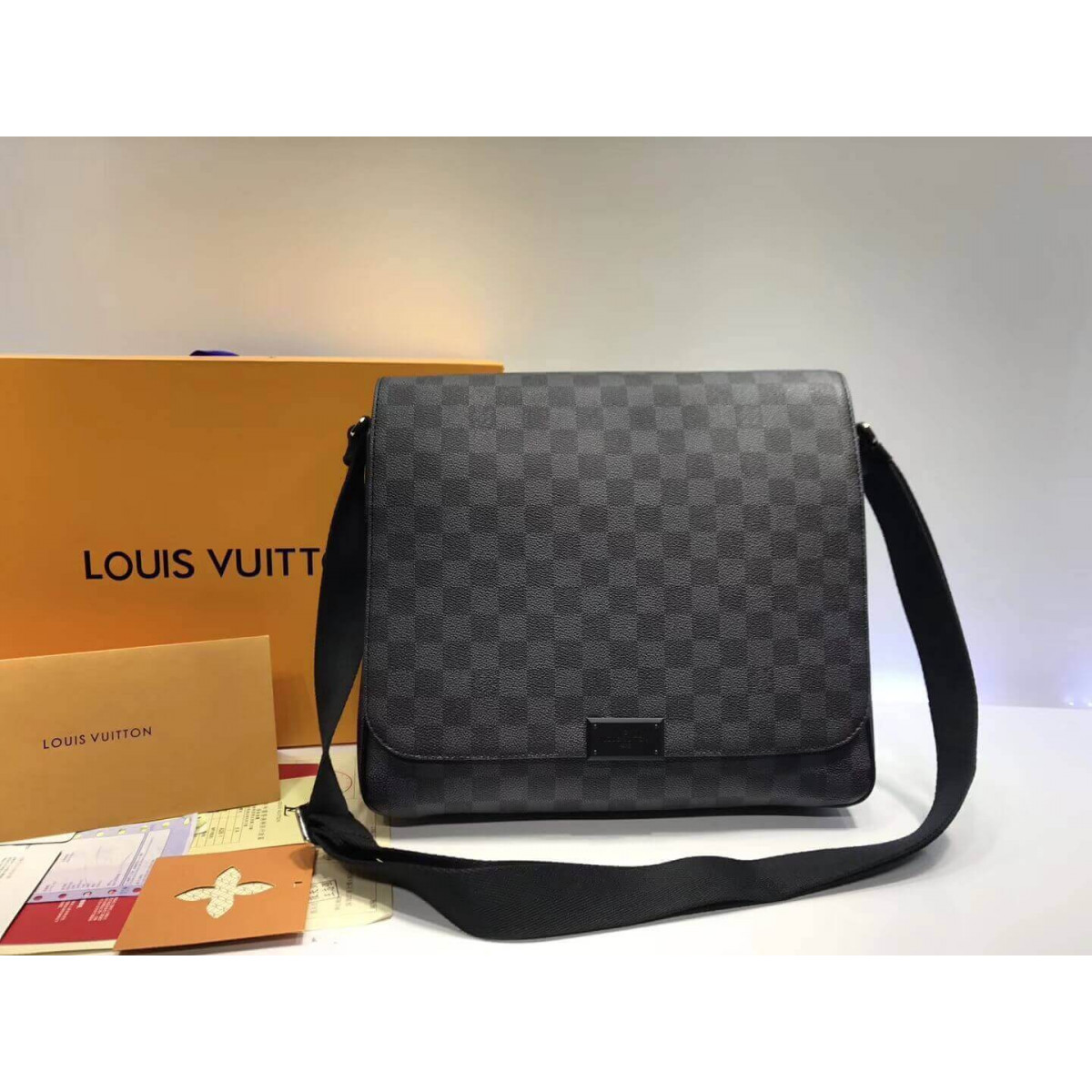 Louis Vuitton Damier Graphite Canvas District MM N41272