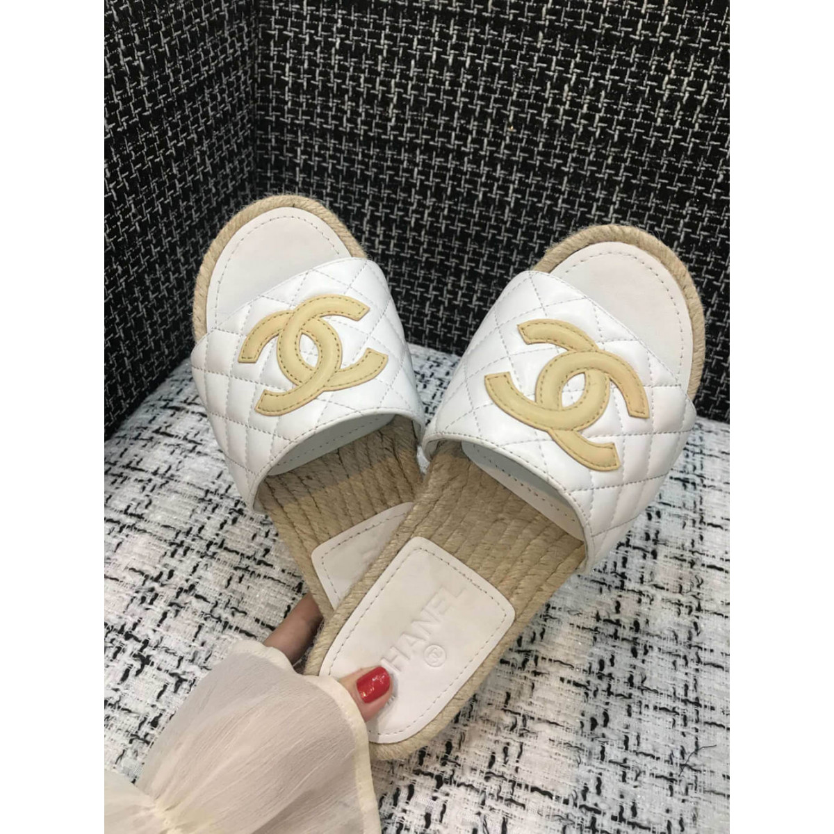 Chanel CC Quilted Mules G35604 White/Apricot