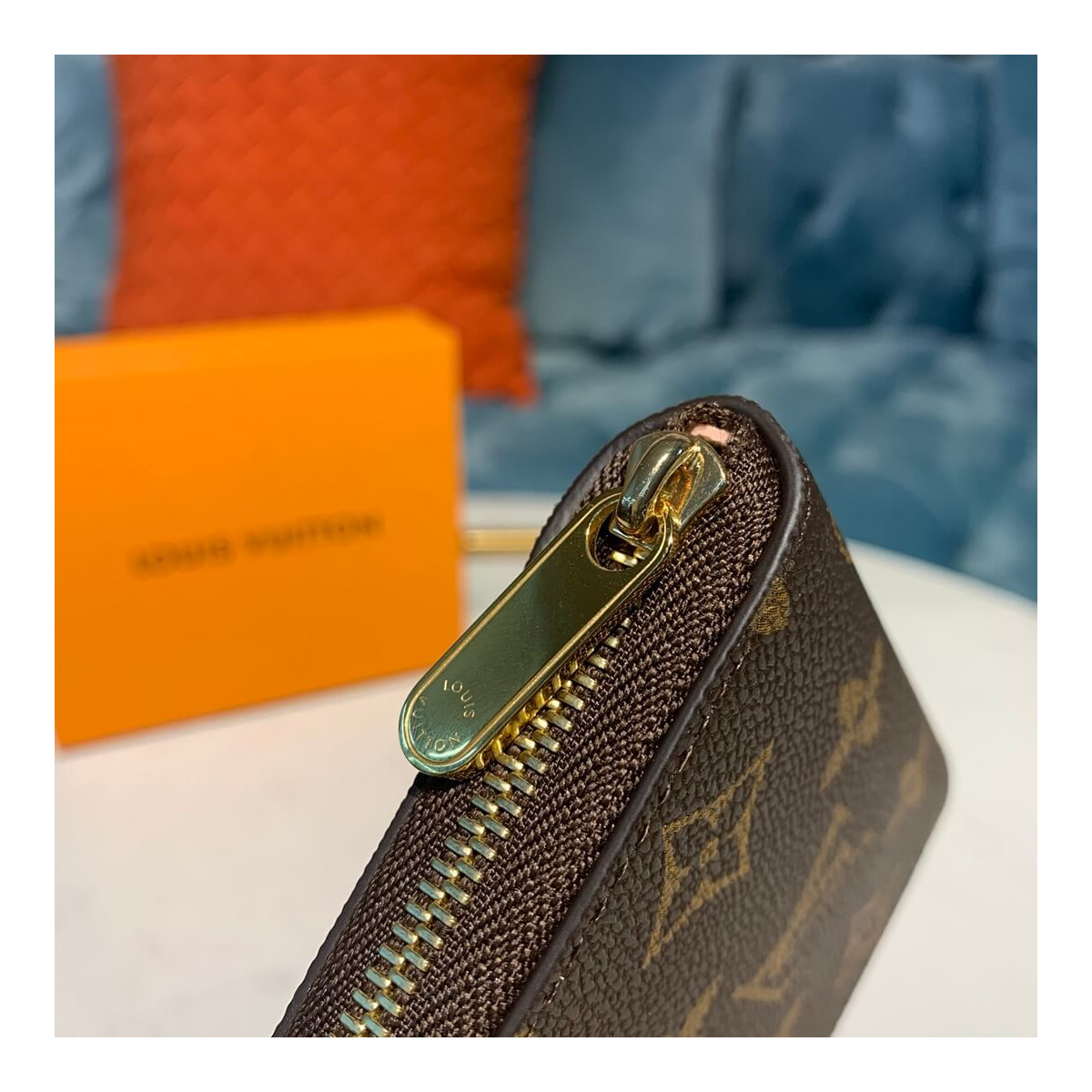 Louis Vuitton Vivienne Zippy Coin Purse M60067