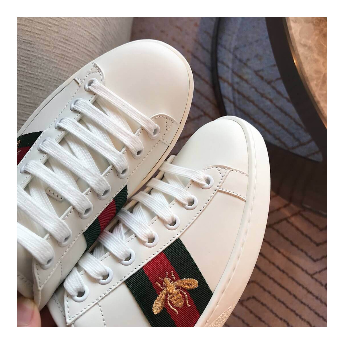 Gucci Ace Bee Embroidered Sneaker 431942