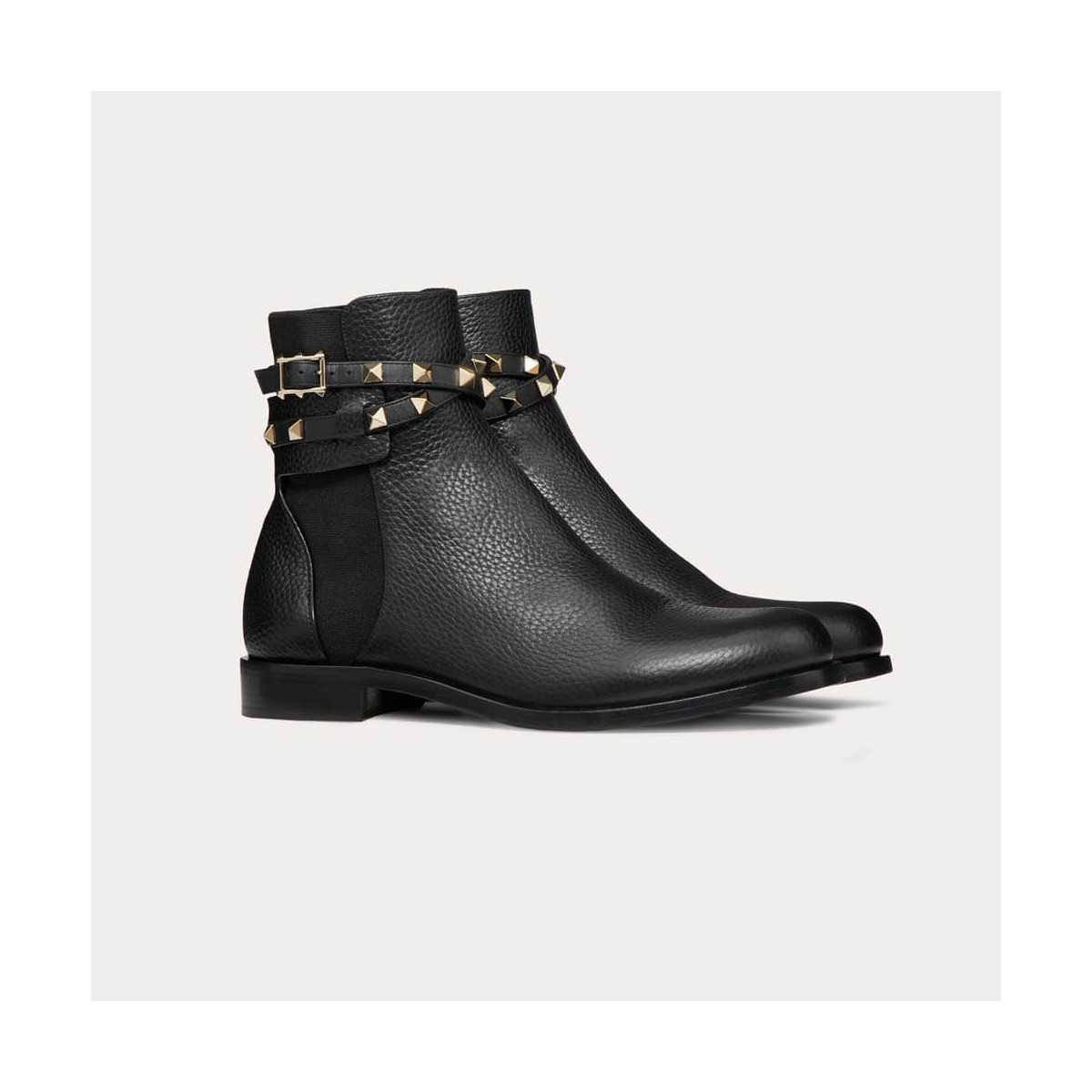 Valentino Garavani Rockstud Grainy Calfskin Leather Ankle Boot P64