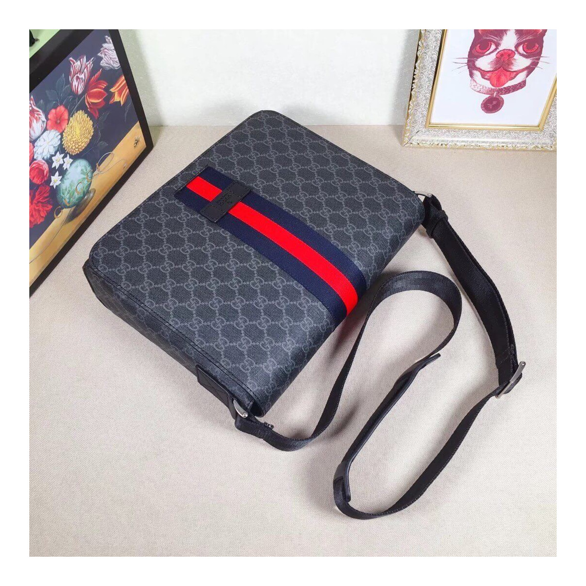 Gucci GG Supreme Messenger 475432