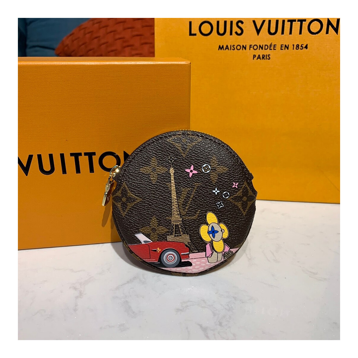 Louis Vuitton Paris Round Coin Purse M61926