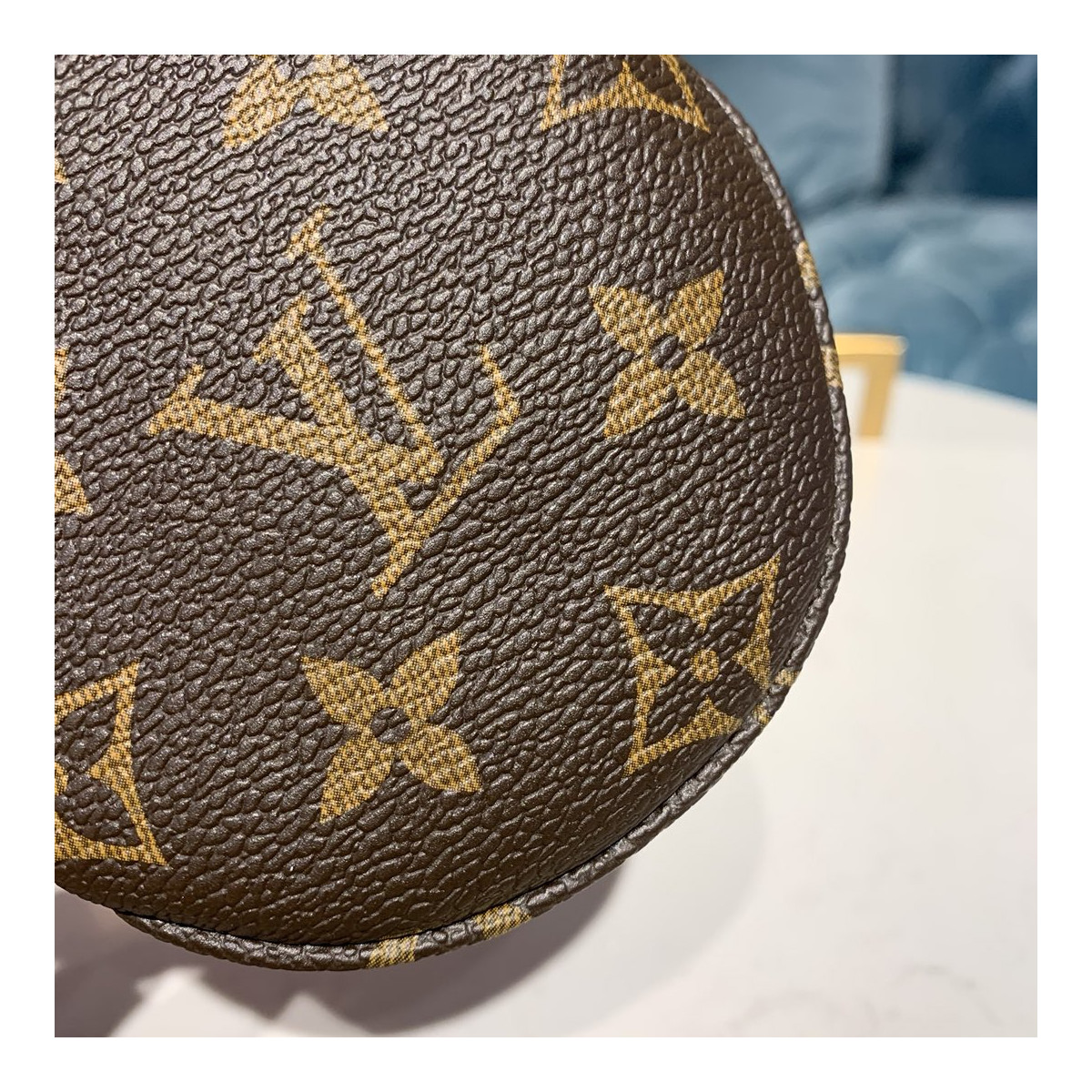 Louis Vuitton Venice Round Coin Purse M68485