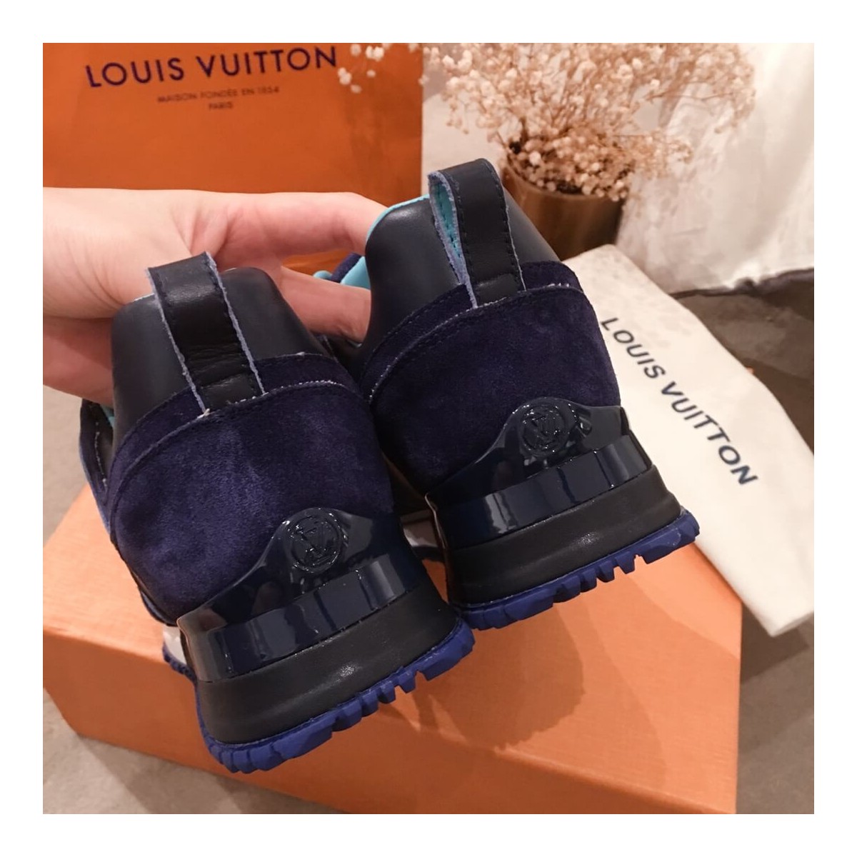 Louis Vuitton Suede Run Away Sneaker 1A5C2G