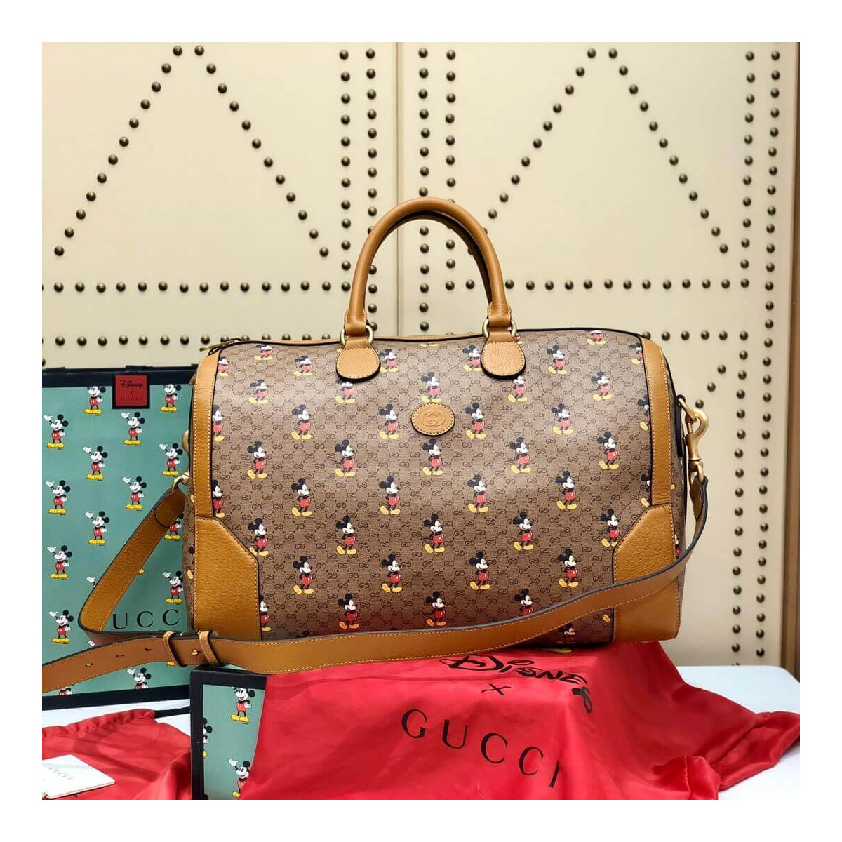 Disney x Gucci Medium Carry-On Duffle 547953