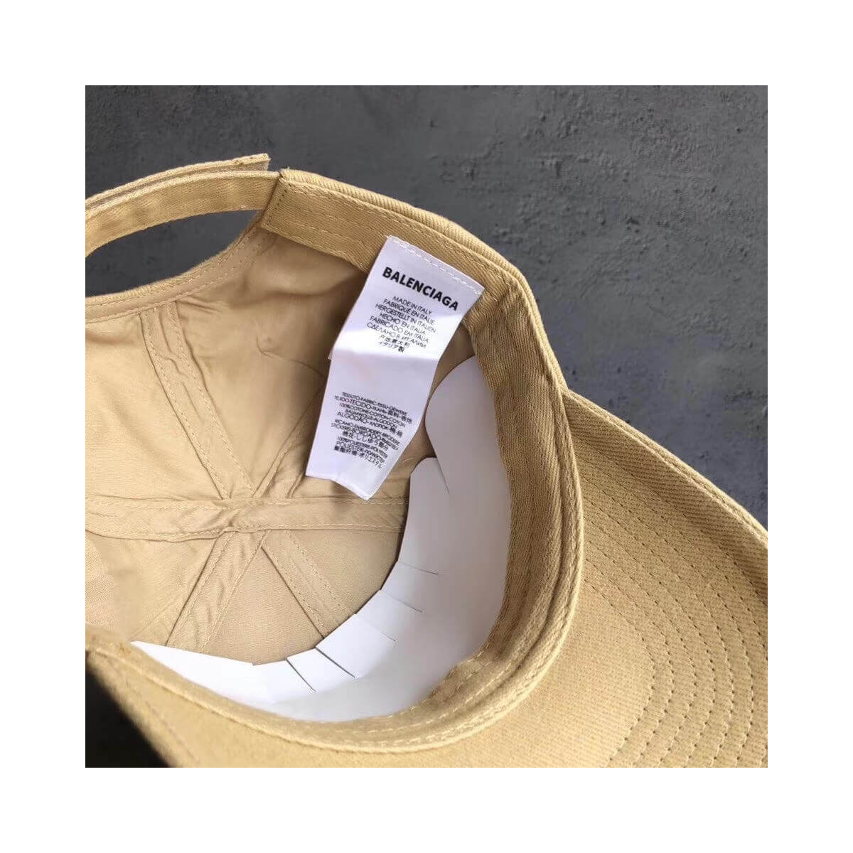 Balenciaga Caps 5291923