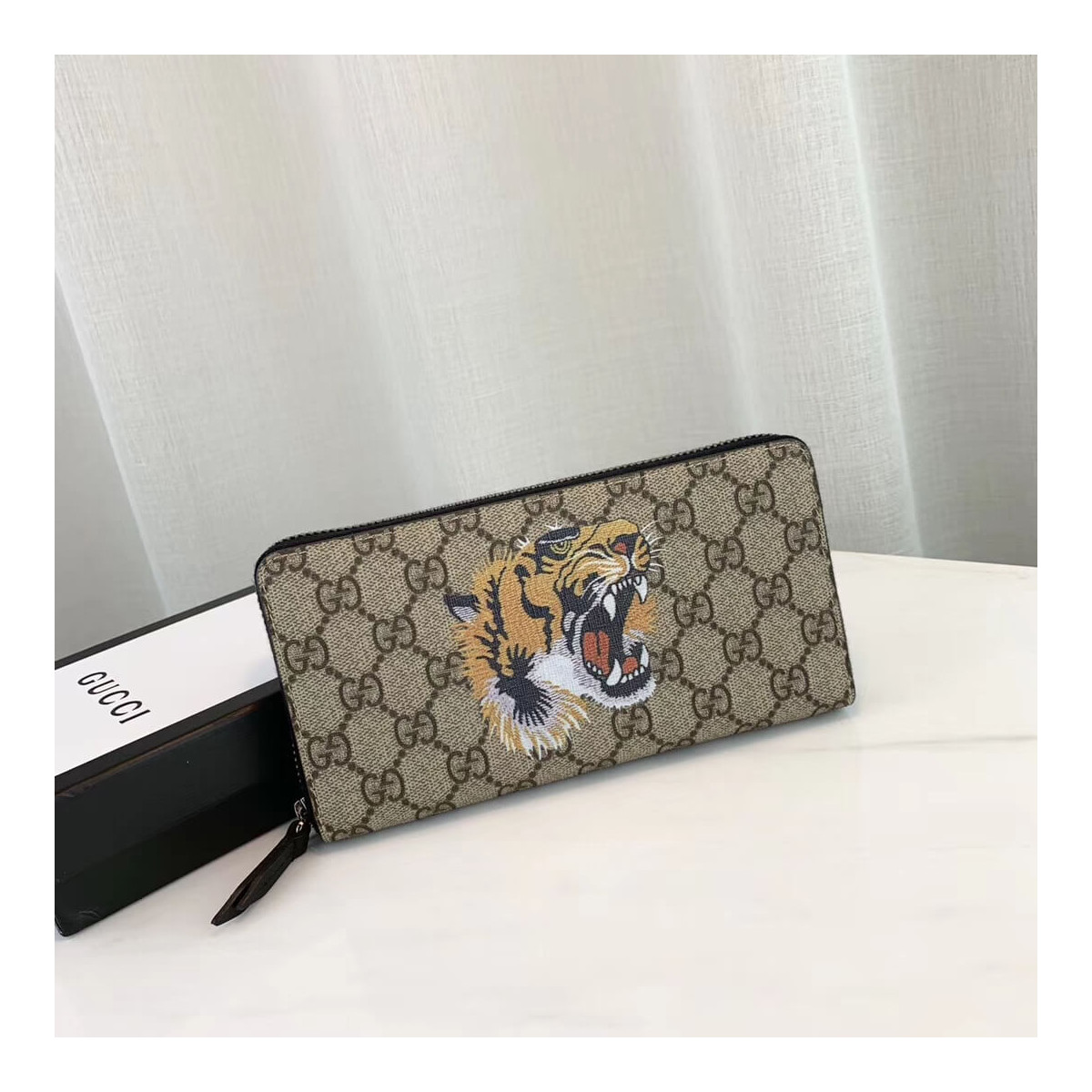 Gucci Angry Tiger Print GG Supreme Zip Around Wallet 451273