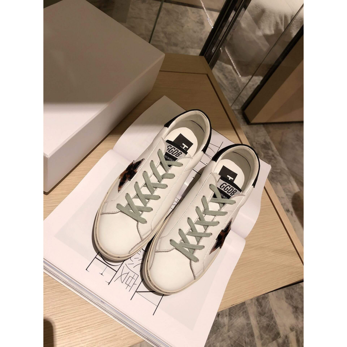 Golden Goose Hi Star Sneakers G36945-3