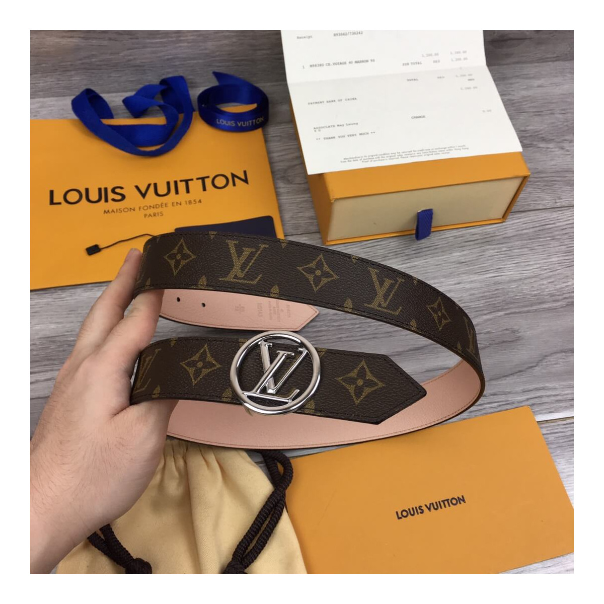 Louis Vuitton Circle 35mm Reversible Belt M0143U