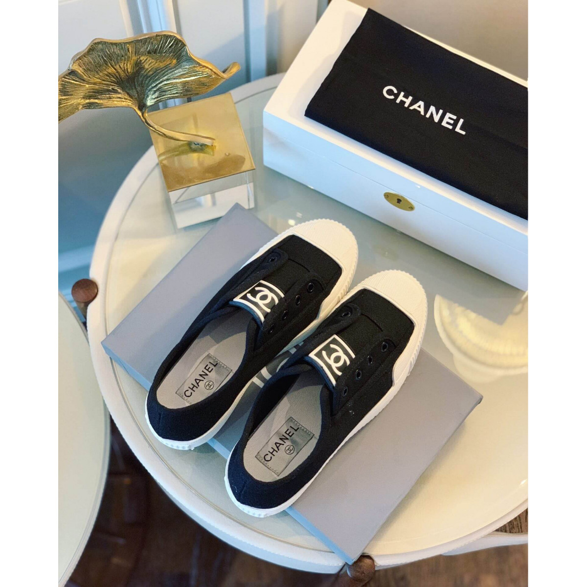 Chanel Vintage CC Logo Sneakers GS01287