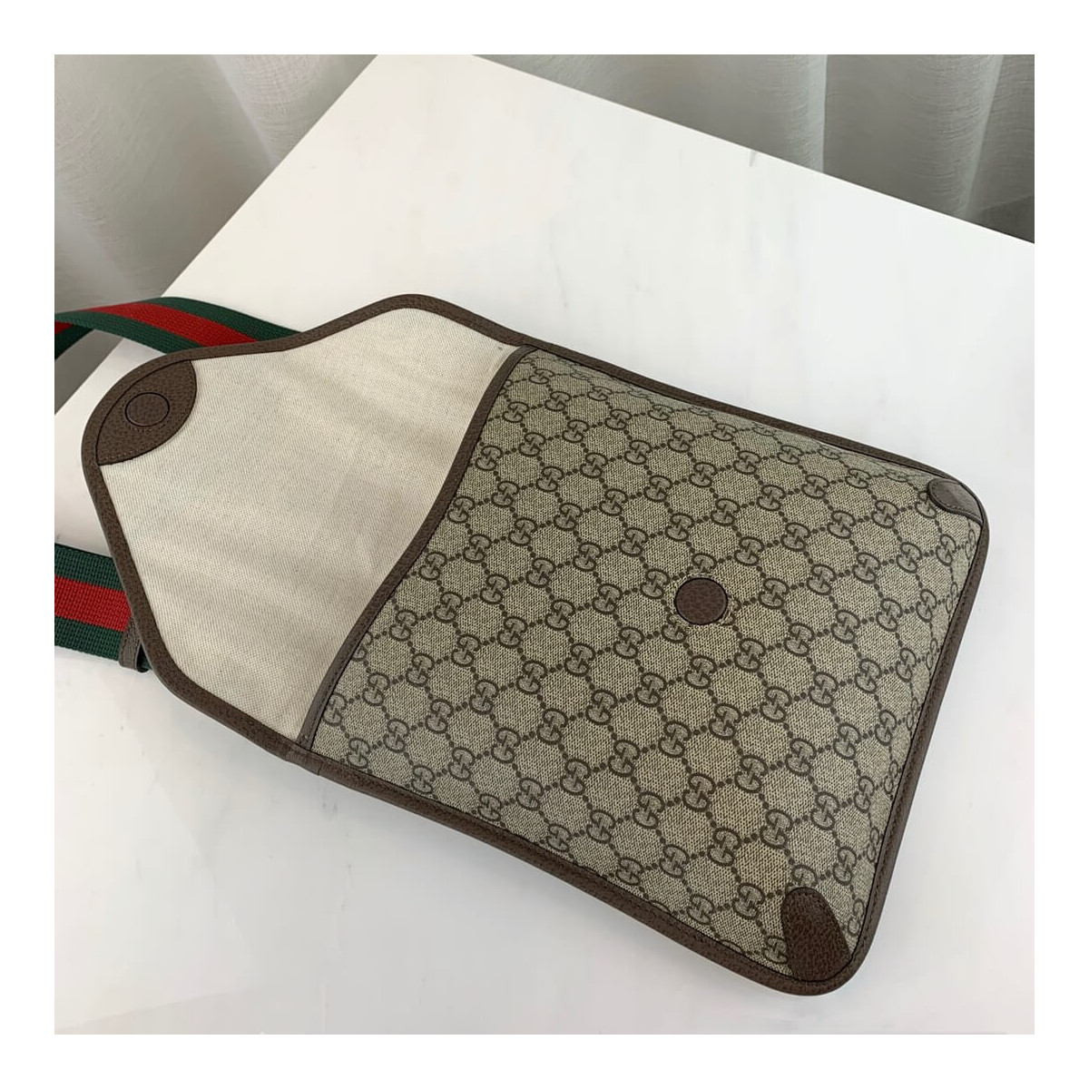 Gucci Neo Vintage GG Medium Messenger 598604