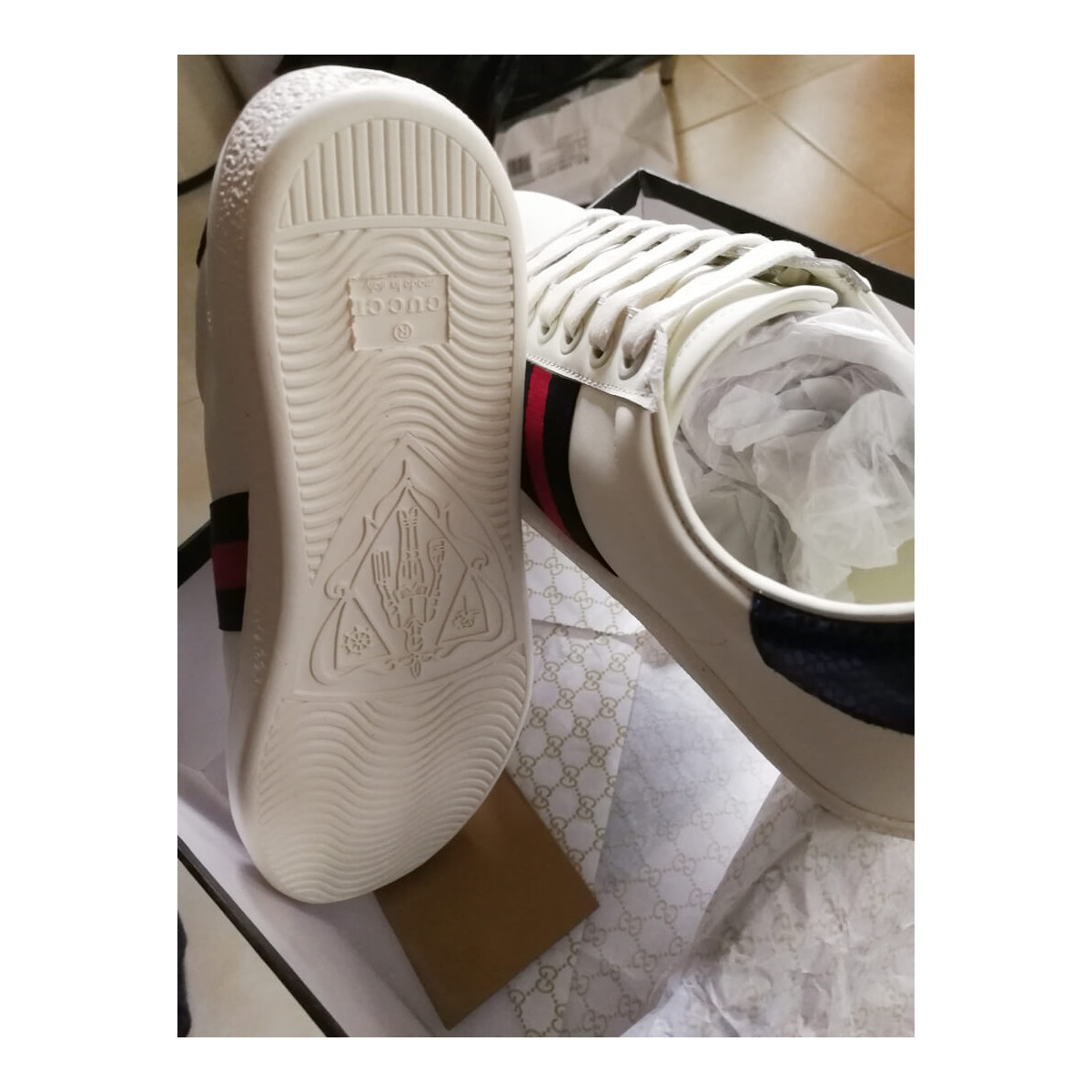 Gucci Ace Leather Sneaker 386750