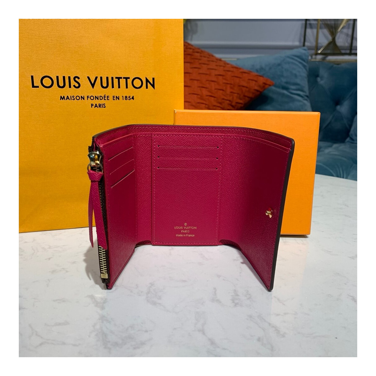 Louis Vuitton Courchevel Victorine Wallet M68492