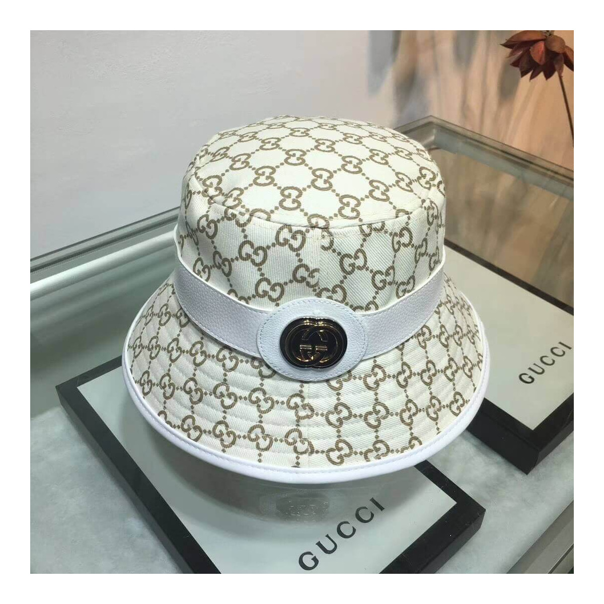 Gucci GG Canvas Bucket Hat With Double G 576587