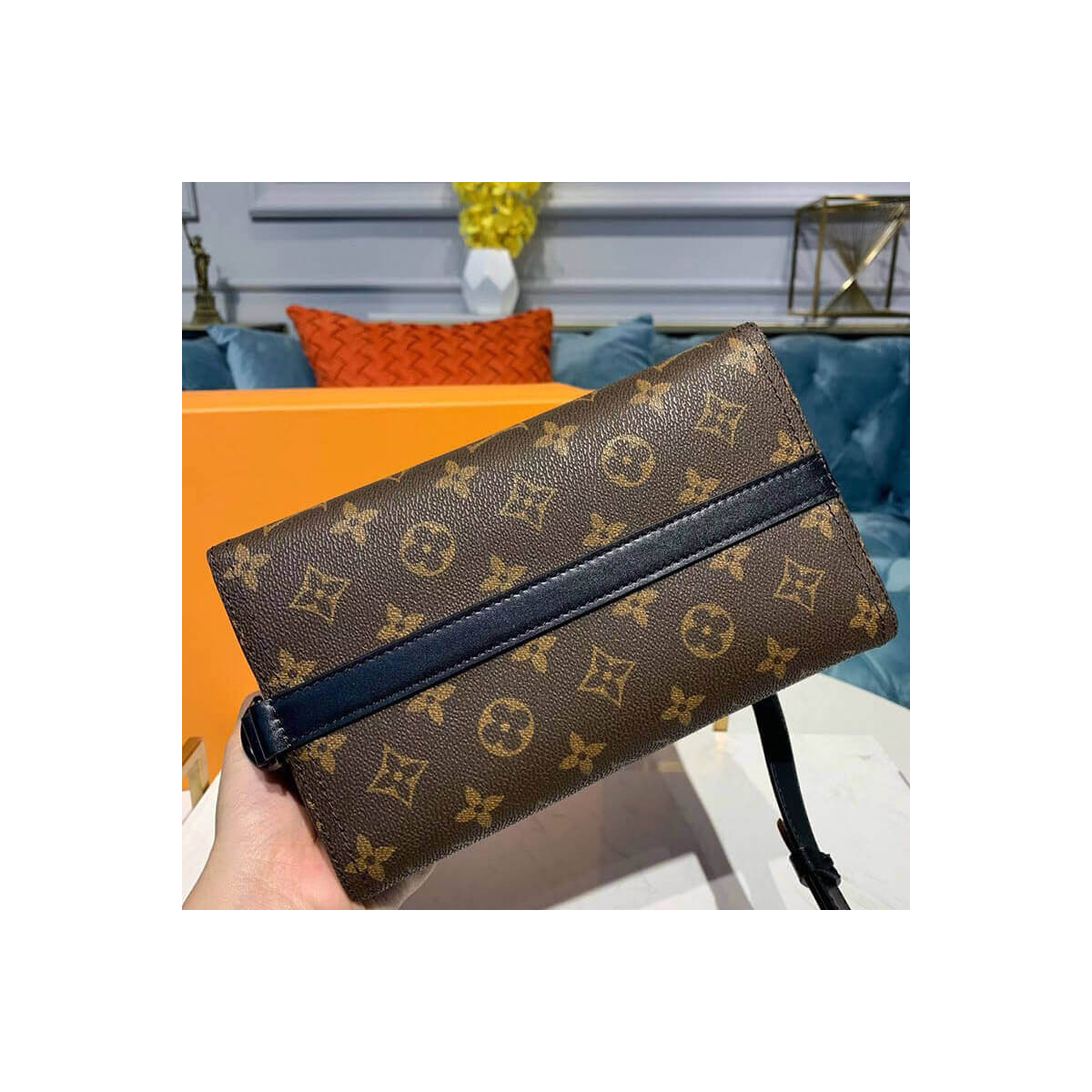 Louis Vuitton Monogram Canvas Triangle Messenger M54330