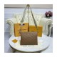 Louis Vuitton Coussin PM M59277 Taupe