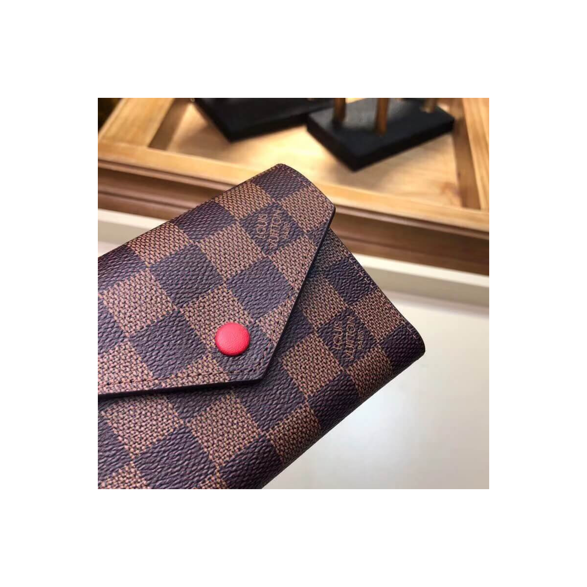 Louis Vuitton Damier Ebene Victorine Wallet N41659