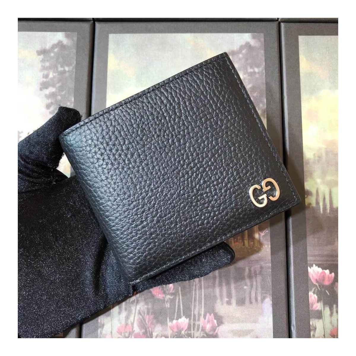 Gucci Leather Folding Wallet 473916