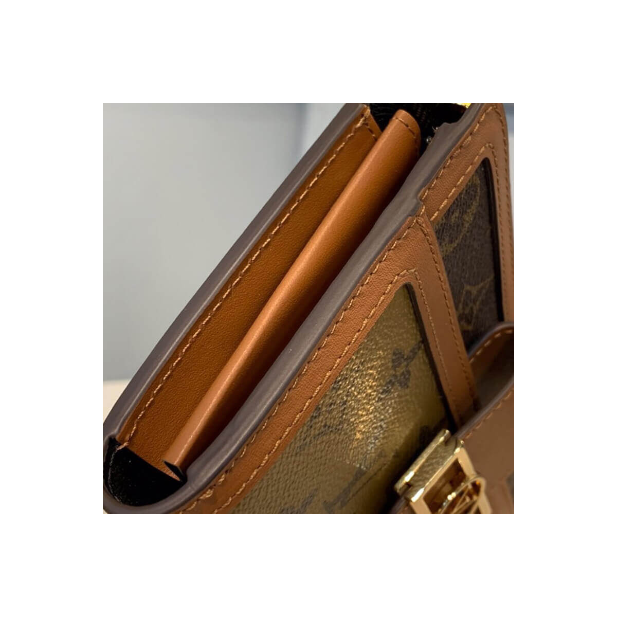 Louis Vuitton Dauphine Zippy Wallet M69162