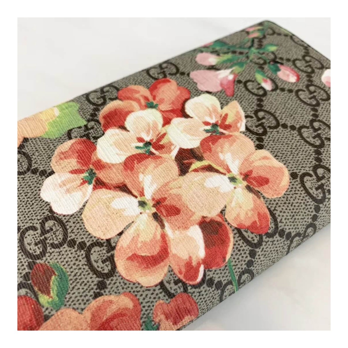 Gucci GG Blooms Continental Wallet 404070