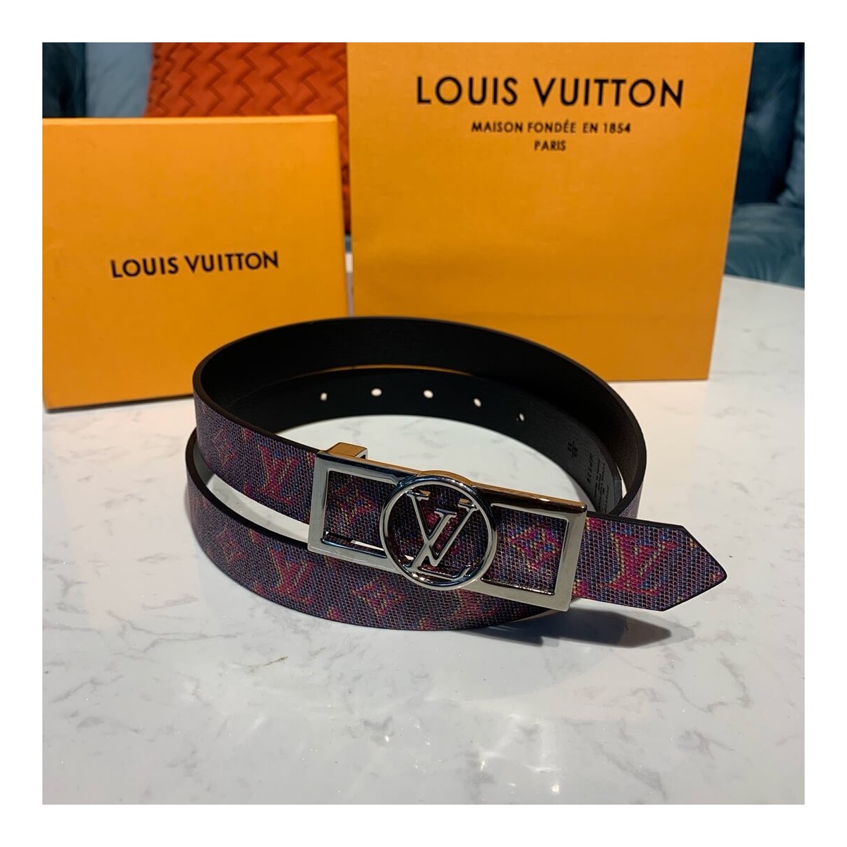 Louis Vuitton Dauphine 25mm Reversible Belt MP139U