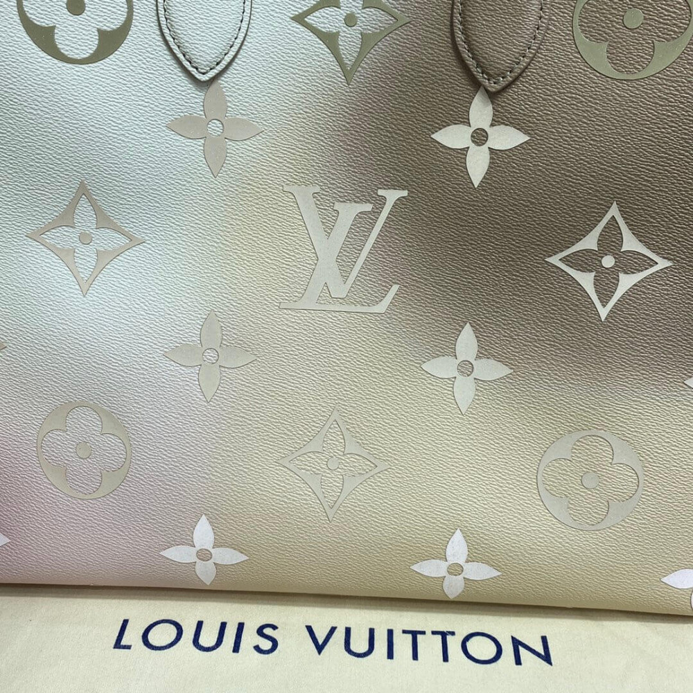 Louis Vuitton Onthego GM M46076 Sunset Kaki