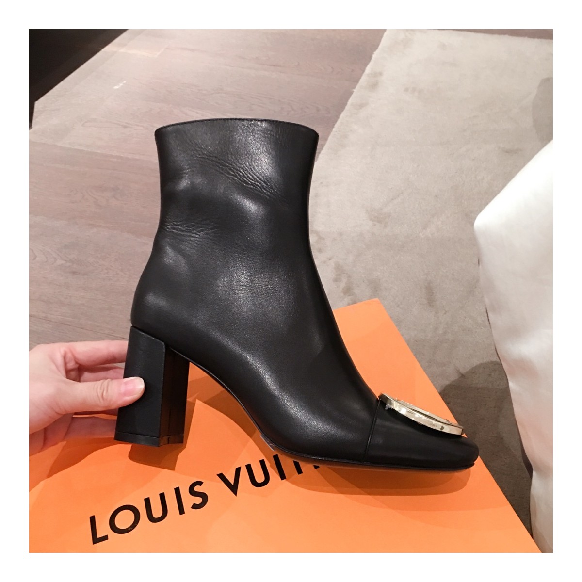 Louis Vuitton Madeleine Ankle Boot 1A5BPA