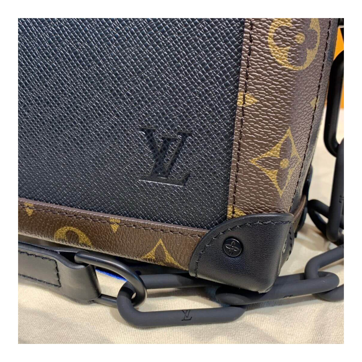 Louis Vuitton Monogram Taïga Leather Soft Trunk M53964