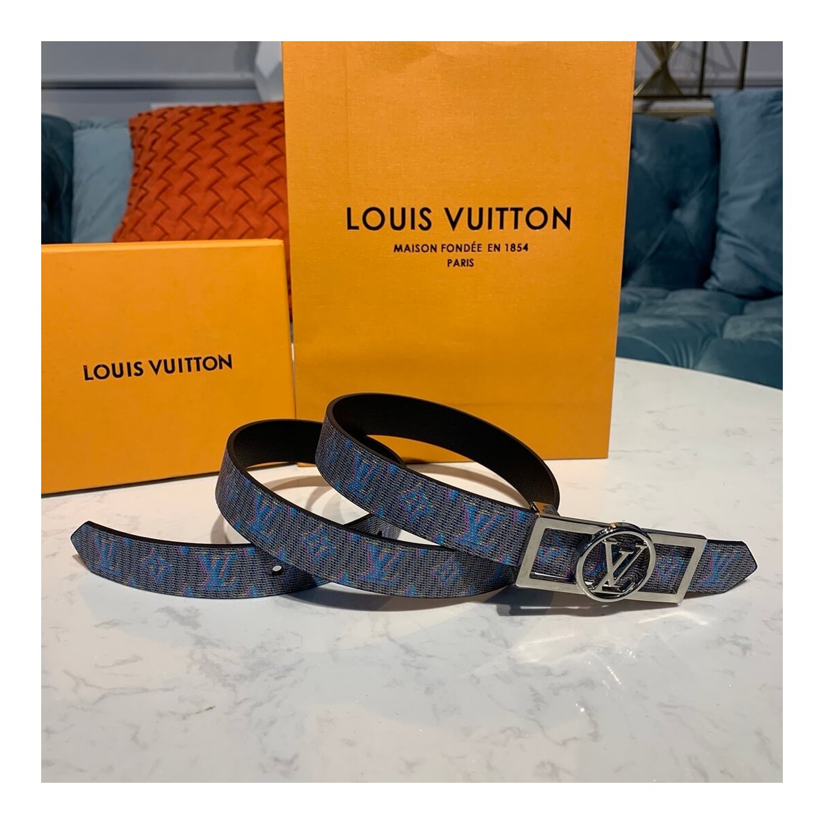 Louis Vuitton Dauphine 25mm Reversible Belt MP136U